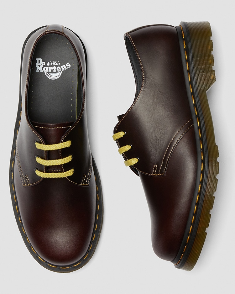 dr martens 1461 oxblood
