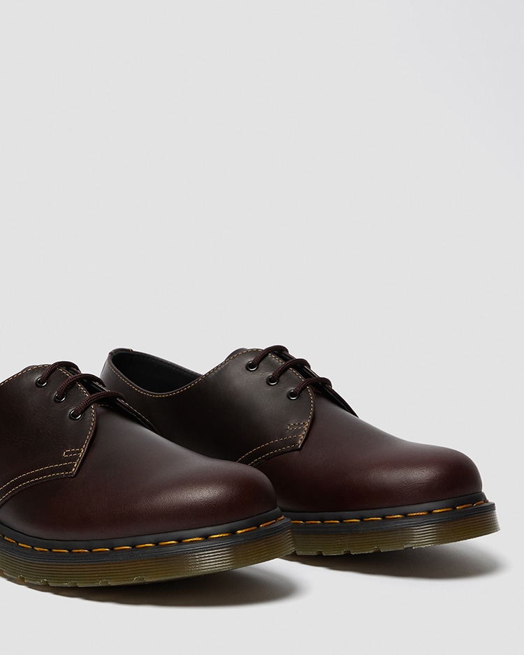 dr martens 1461 oxblood
