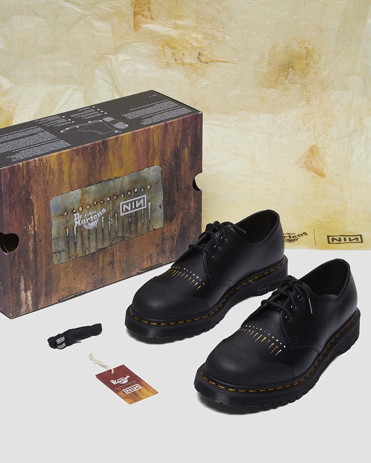 1461 NIN 3 ホール シューズ | ドクターマーチン公式オンラインショップ｜Dr.Martens