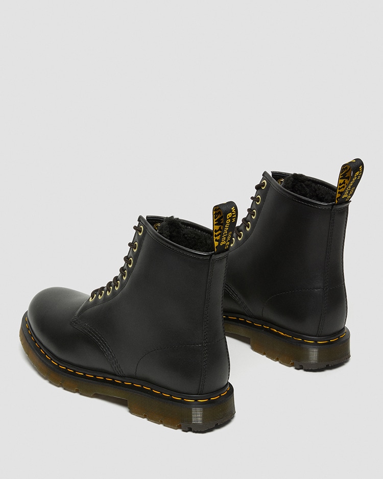 1460 WINTER GRIP 8 ホール ブーツ | ドクターマーチン公式オンラインショップ｜Dr.Martens