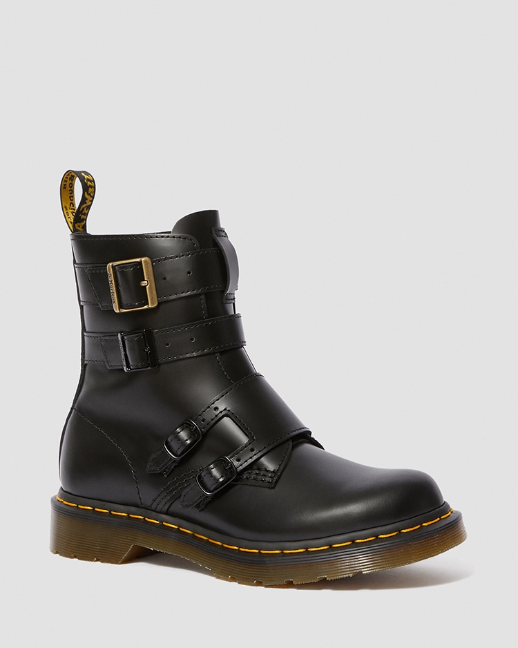 dr martens 1460 buckle