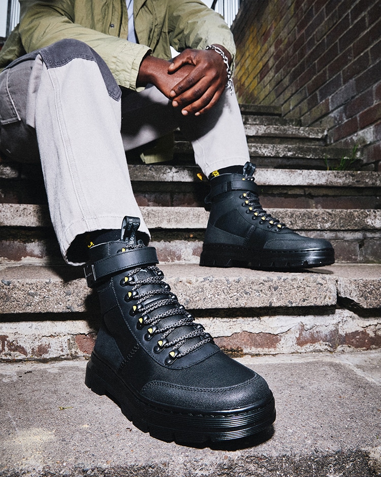 Combs Tech Coated Canvas 8 タイ ブーツ ドクターマーチン公式オンラインショップ Dr Martens Combs Tech Coated Canvas 8 タイ ブーツ ドクターマーチン公式オンラインショップ Dr Martens