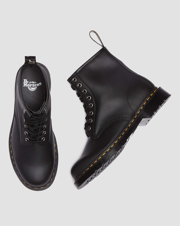 お手頃価格 【状態良好】Dr.Martens ドクターマーチン 1460 8ホール