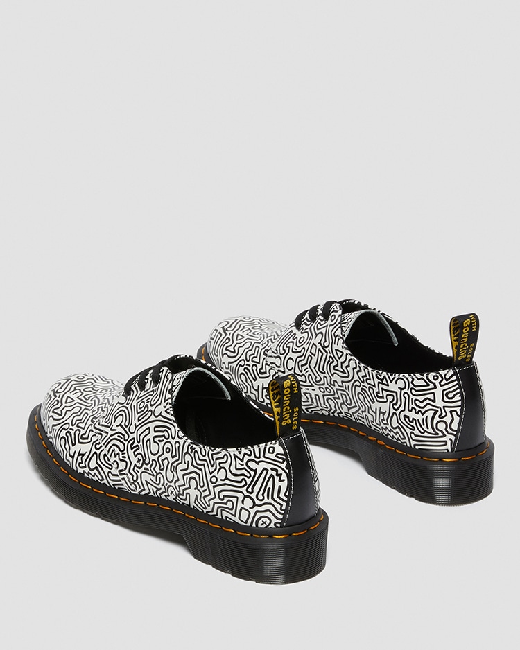 1461 Keith Haring 3 ホール シューズ ドクターマーチン公式オンラインショップ Dr Martens