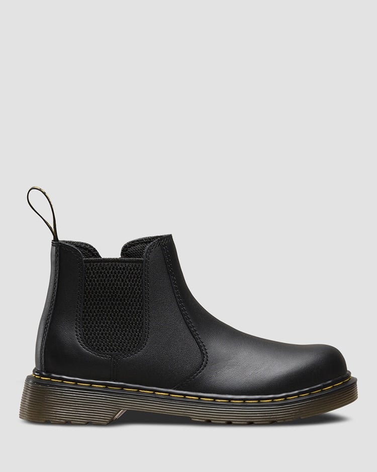 dr martens banzai black