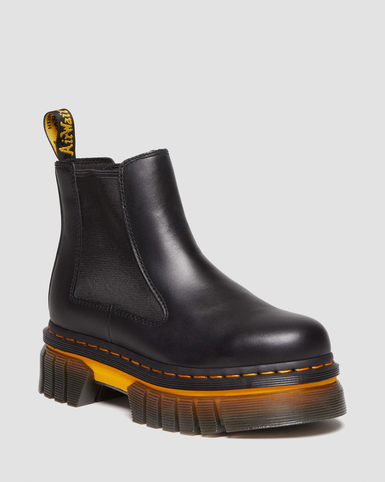 値下げ中！ドクターマーチン Dr.Martens チェルシーブーツ 厚底