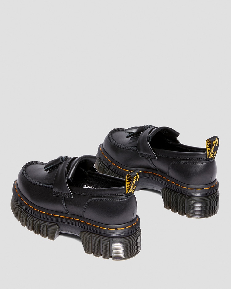 Dr.Martens AUDRICK 厚底ローファーファッション