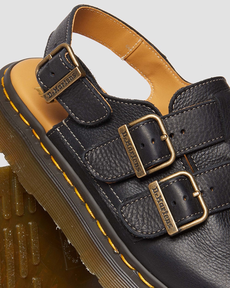 MIE JOEGE ダブル バックル ミュール | ドクターマーチン公式オンラインショップ｜Dr.Martens