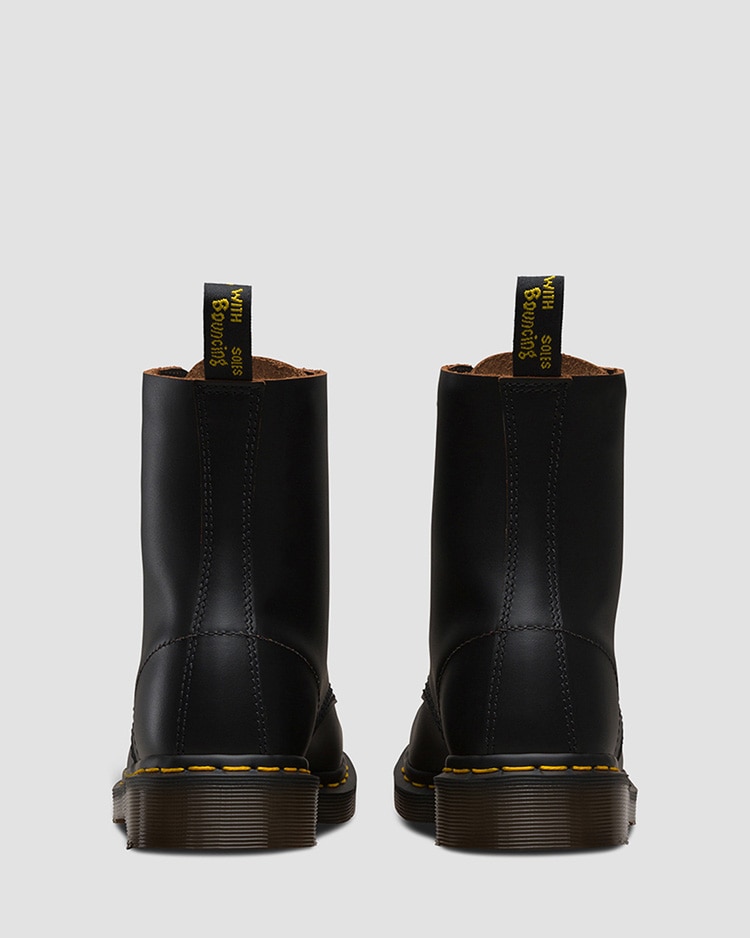 ドクターマーチン 8ホール ブーツ　ビンテージ　ブラック　UK8 28cm 新品ファッション