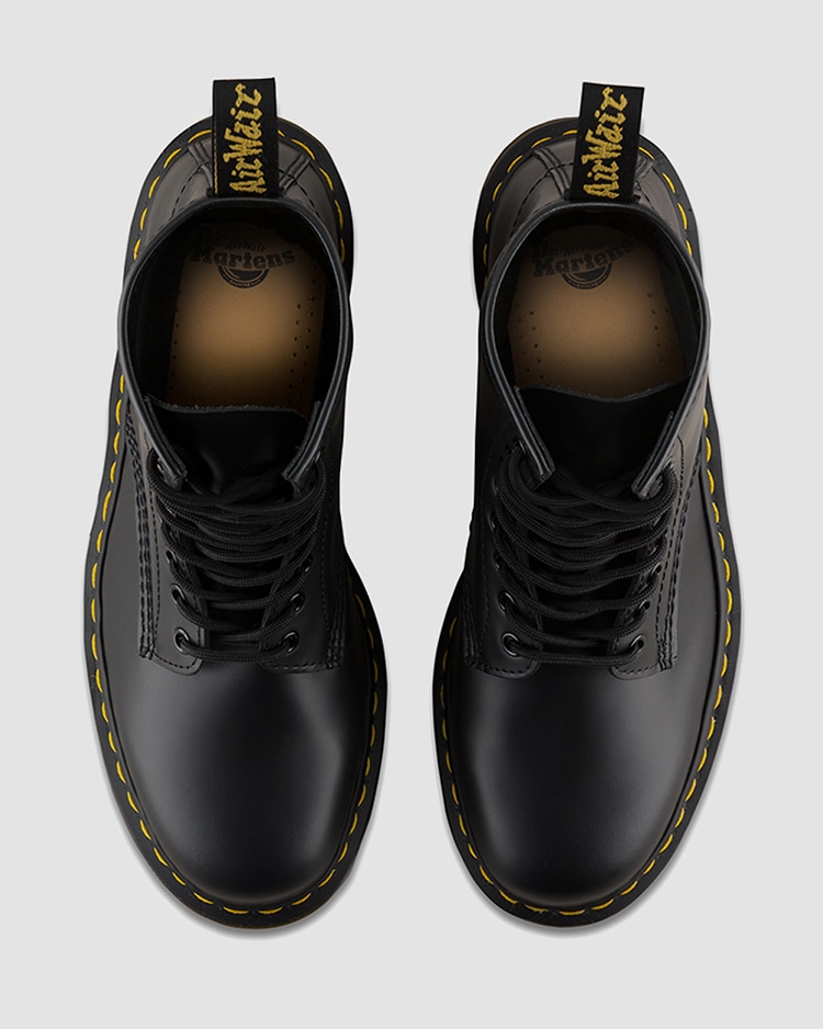 1460 8ホールブーツ | ドクターマーチン公式オンラインショップ｜Dr.Martens