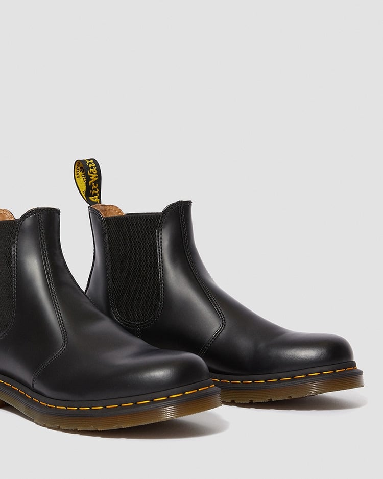 miyabi極美品　Dr.Martens 2976  BLACK　UK4　チェルシーブーツ