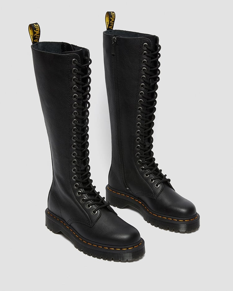 本商品専用箱にて発送いたします【新品】Dr.Martens DARIA 1B60 BEX 黒 厚底 20ホール