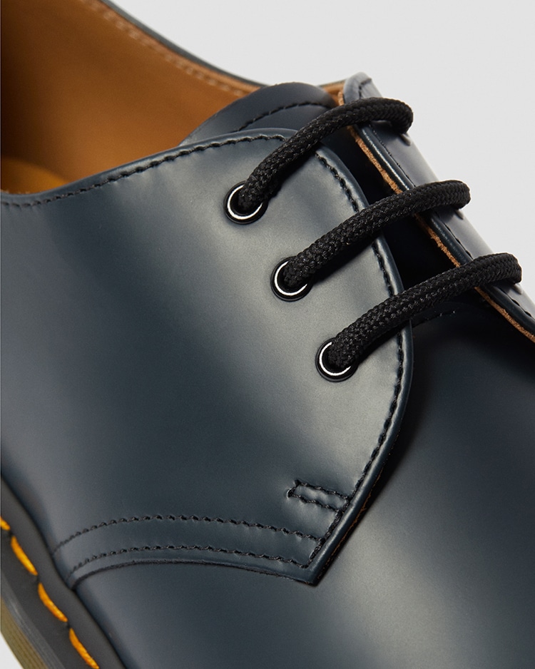 dr martens 1461 navy