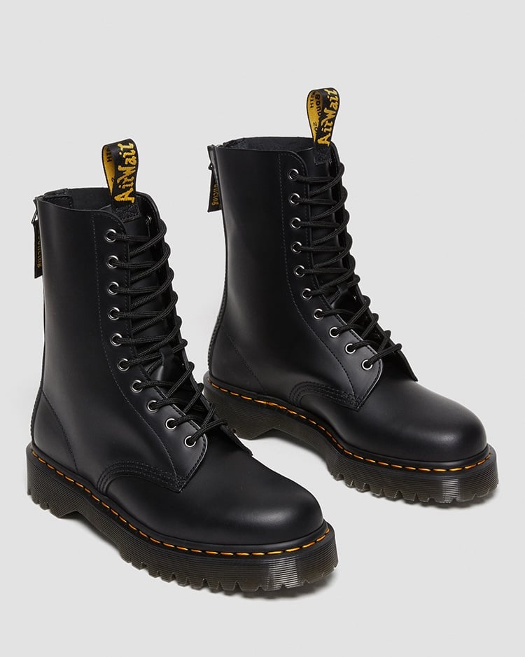 Dr.Martens ドクターマーチン 10ホール 1490 UK4