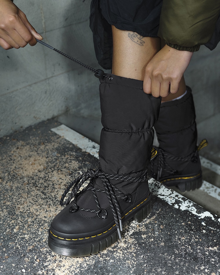 AUDRICK パデッド ハイ プル オン ブーツ | ドクターマーチン公式オンラインショップ｜Dr.Martens