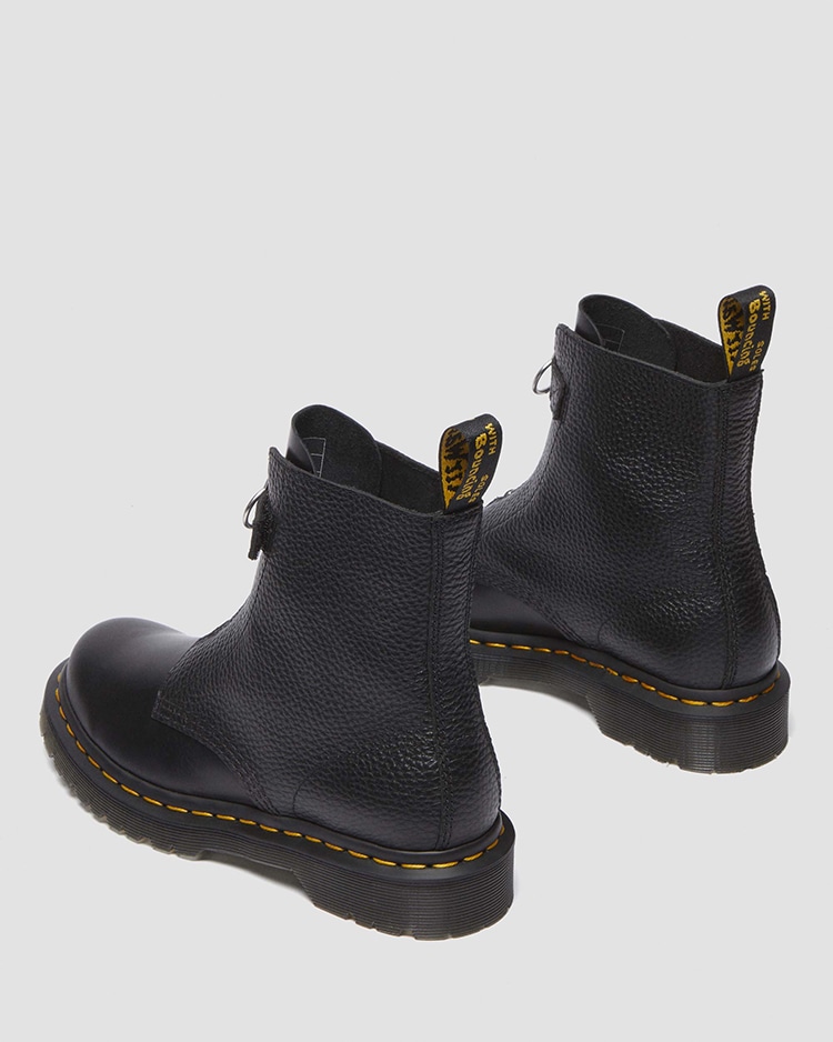 1460 PASCAL フロントジップ ブーツ | ドクターマーチン公式オンラインショップ｜Dr.Martens