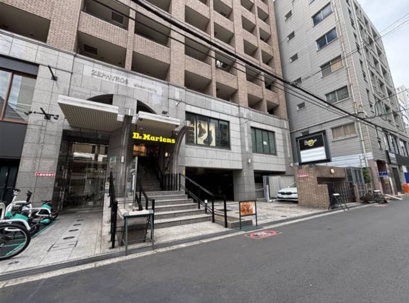 ドクターマーチン 南堀江店