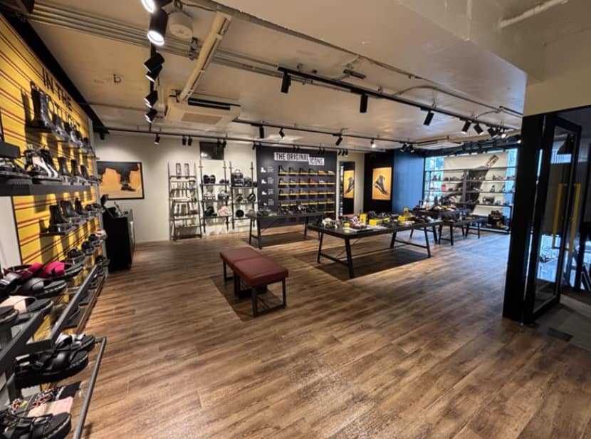 ドクターマーチン 南堀江店