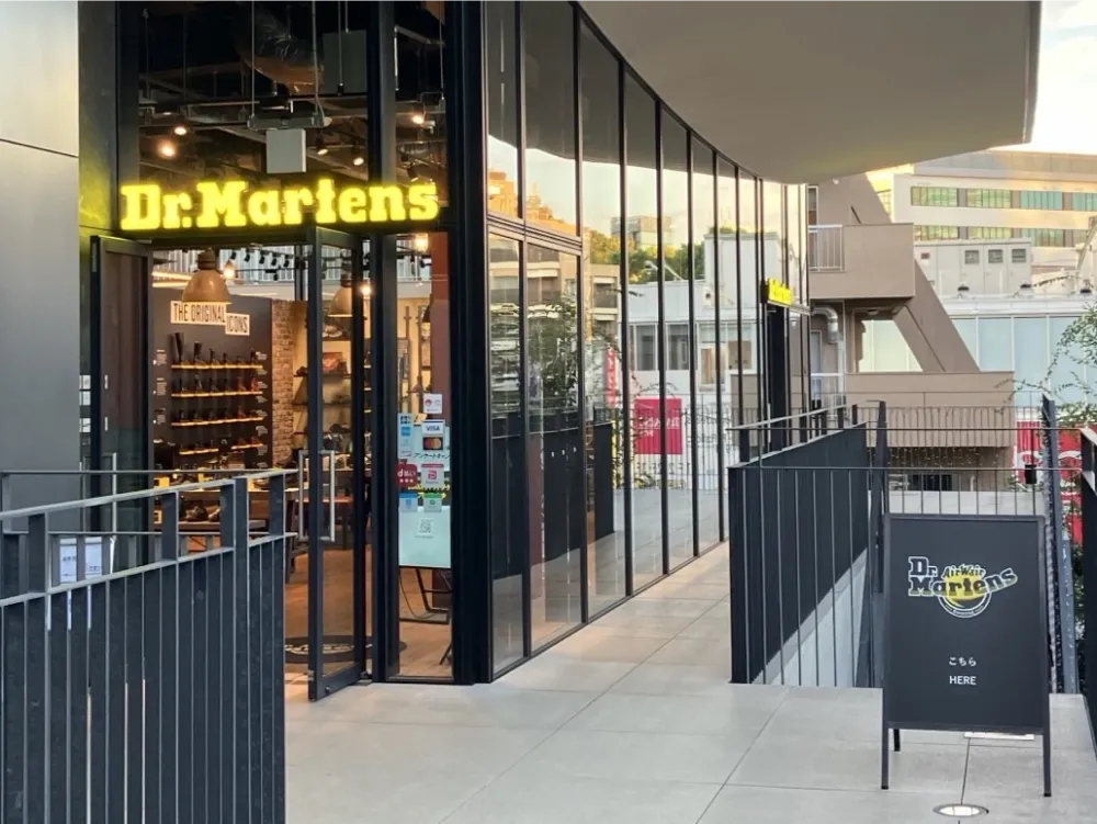 ドクターマーチン WITH 原宿
