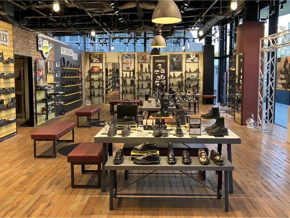 ドクターマーチン WITH 原宿