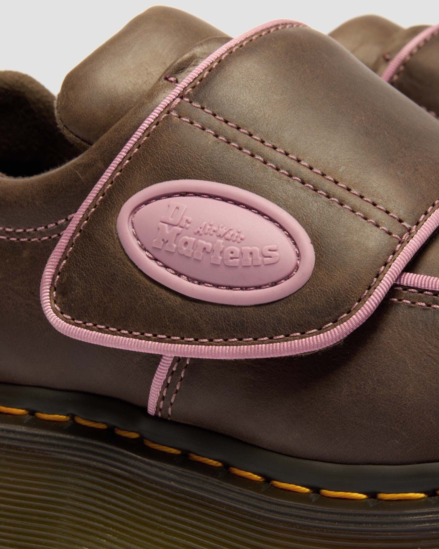 BUZZ ストラップ ベルクロ シューズ image number 2