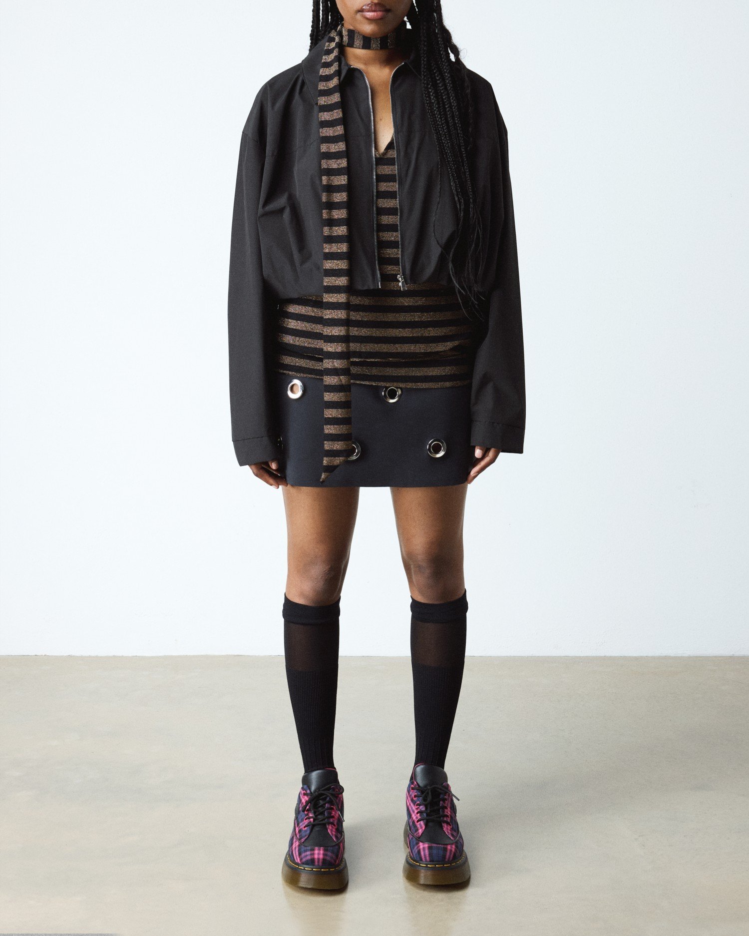 BUZZ 5 ホール シューズ image number 1