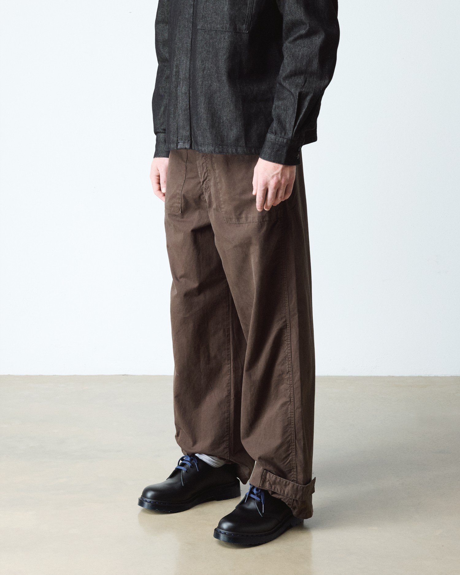 【日本限定】1461 ネイビーソール II 3 ホール シューズ image number 2