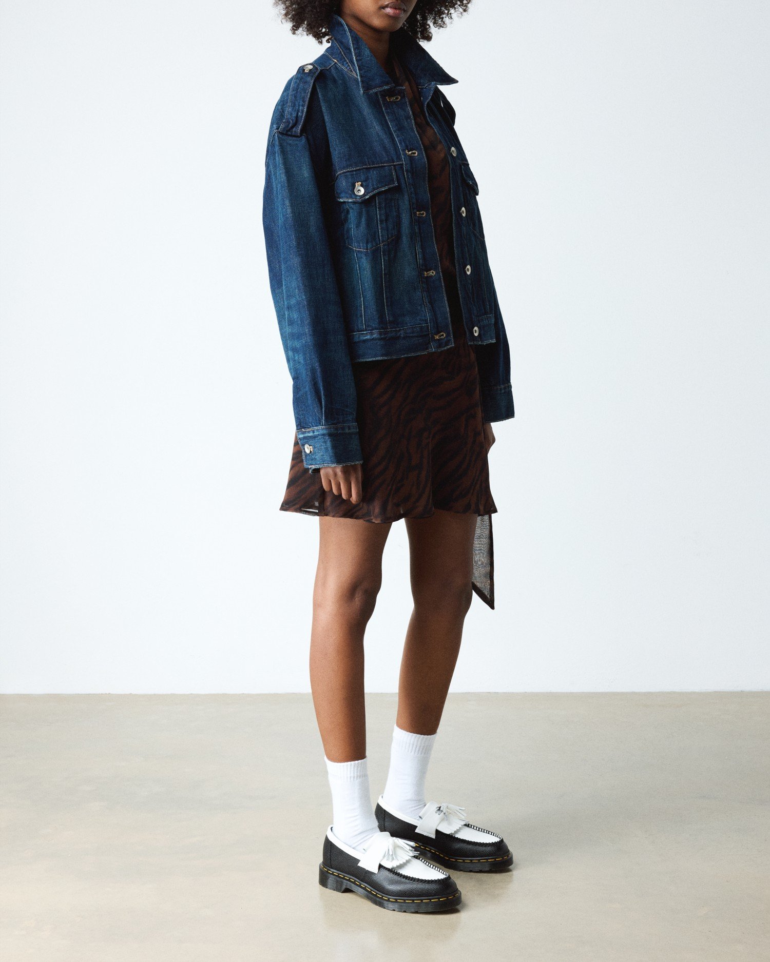 ADRIAN ブラックホワイト ローファー シューズ image number 1