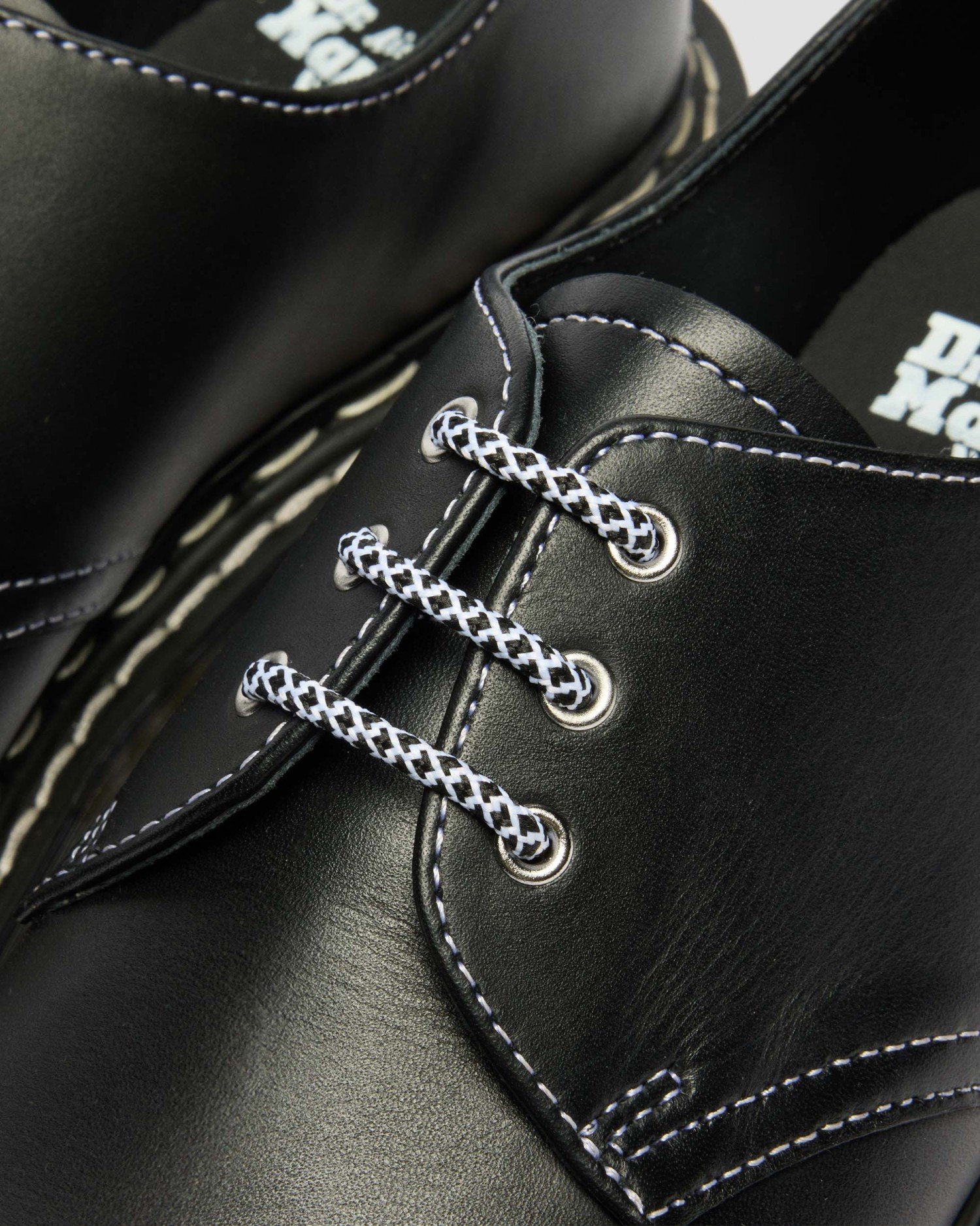 1461 BEX ホワイトダブルステッチ 3 ホール シューズ image number 2