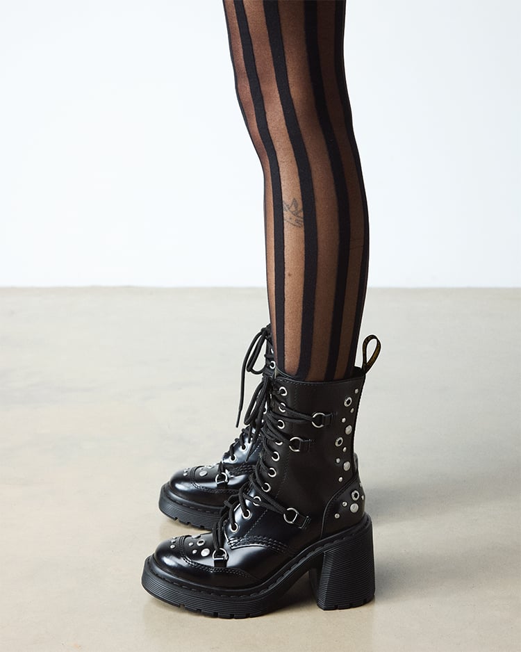 CHESNEY ハードウェア 10 ホール ブーツ image number 1