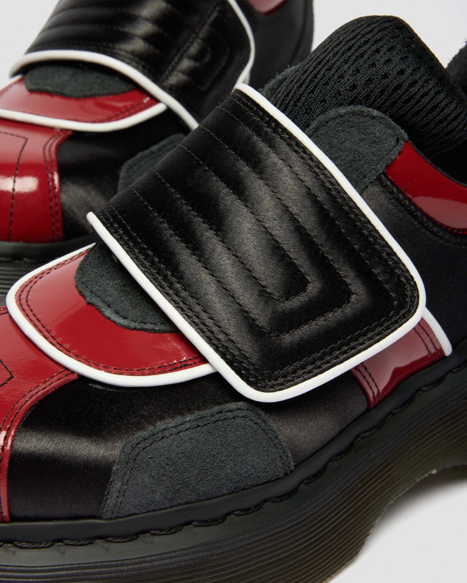 BUZZ ストラップ シューズ image number 2