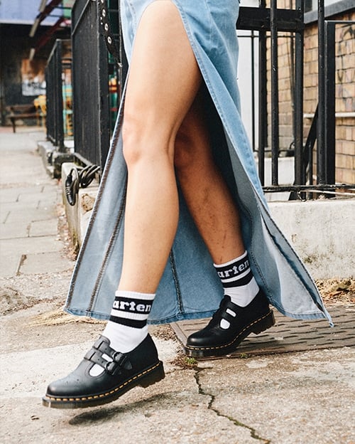 ドクターマーチン公式オンラインショップ｜DR. MARTENS